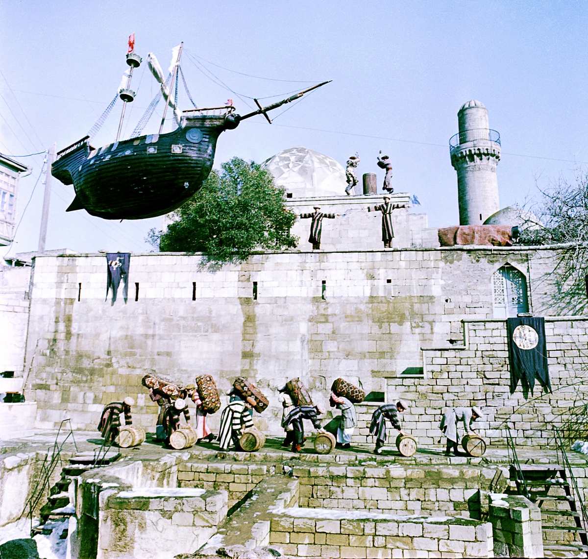 Легенда о Сурамской крепости (1986)