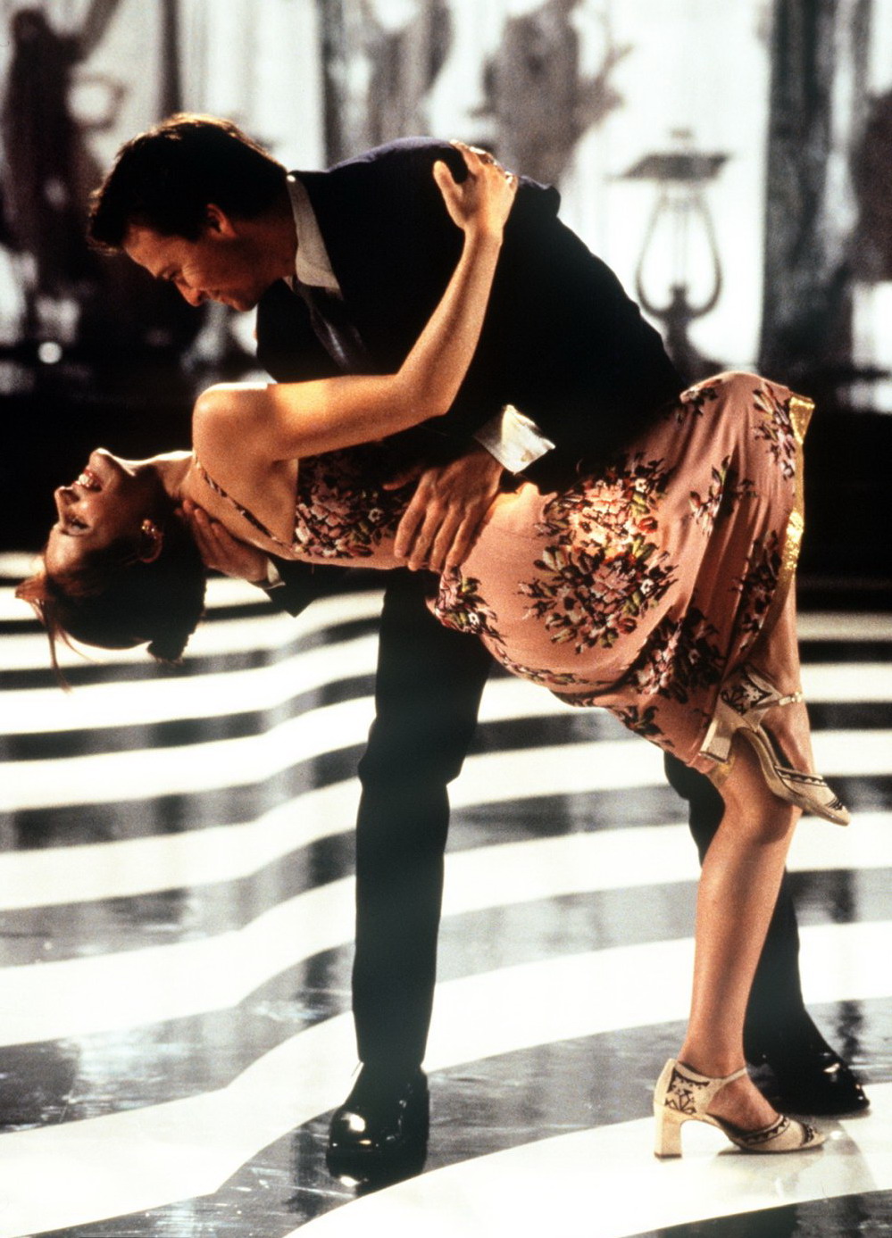 Просто неотразима (1999)