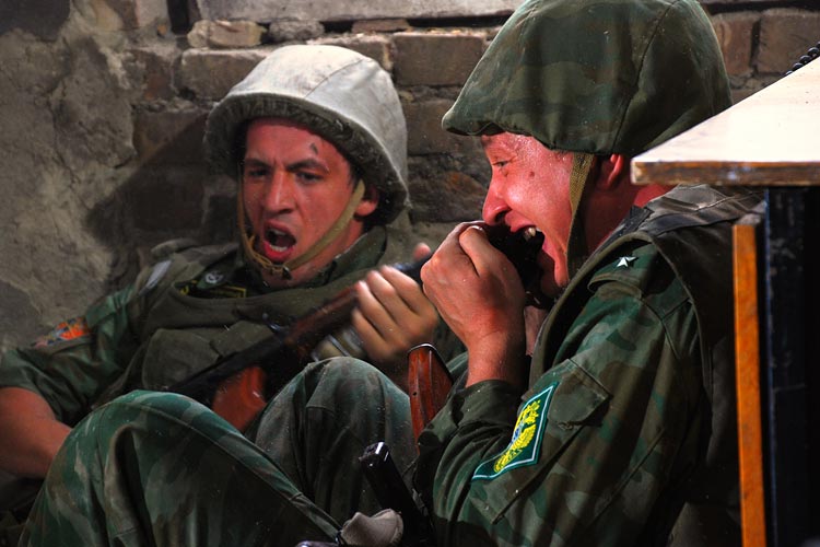 На краю стою (2009)