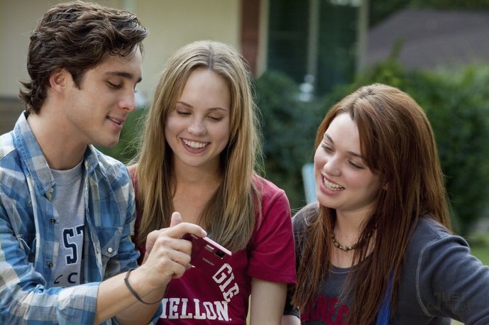 Дрянные девчонки 2 (2011)