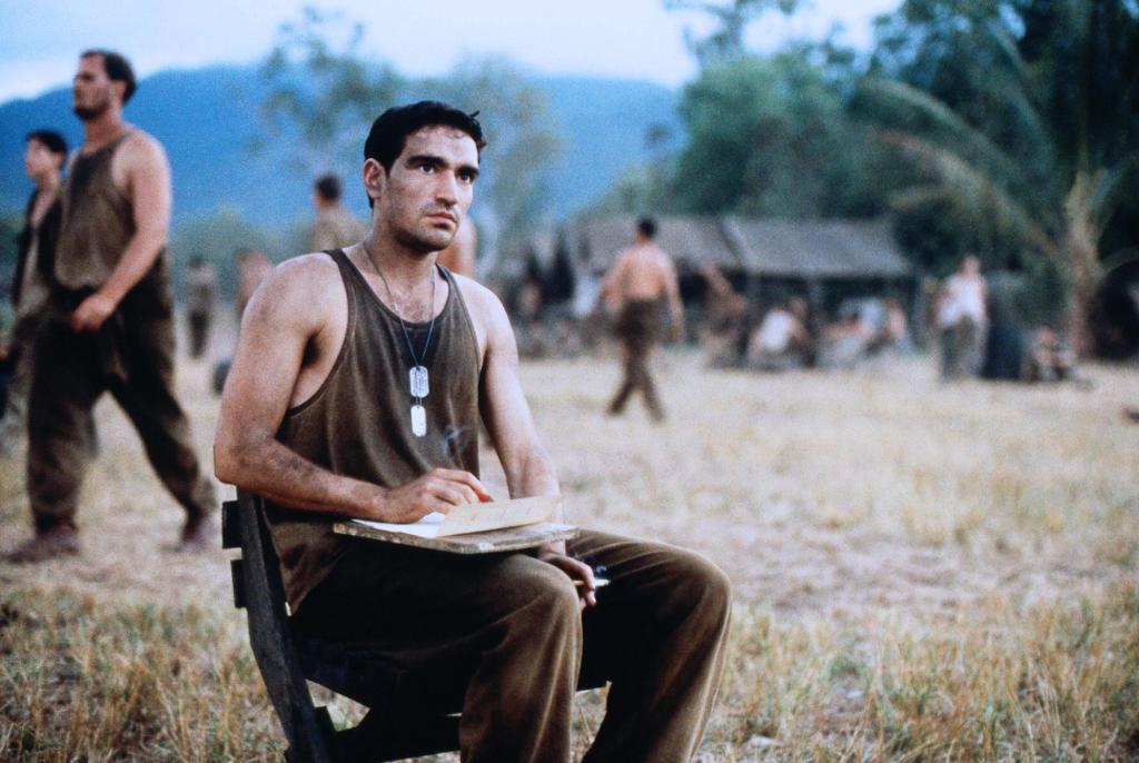 Тонкая красная линия (1998)