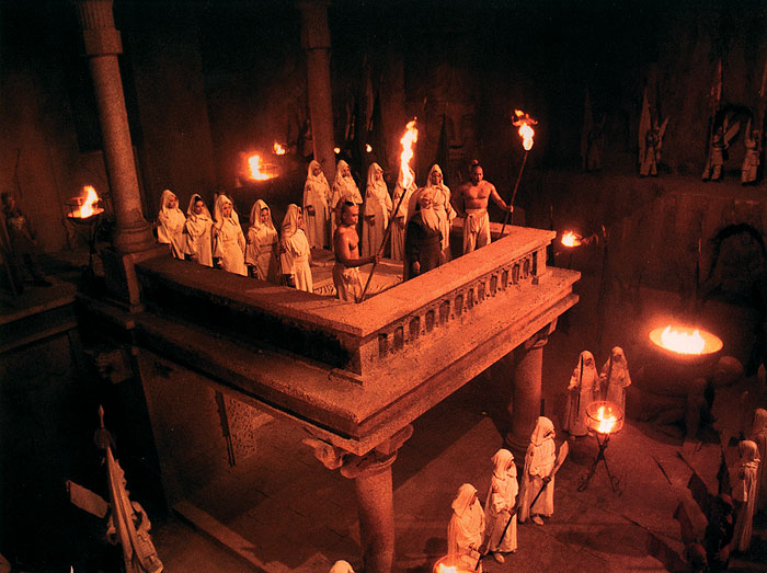 Служители зла (1993)