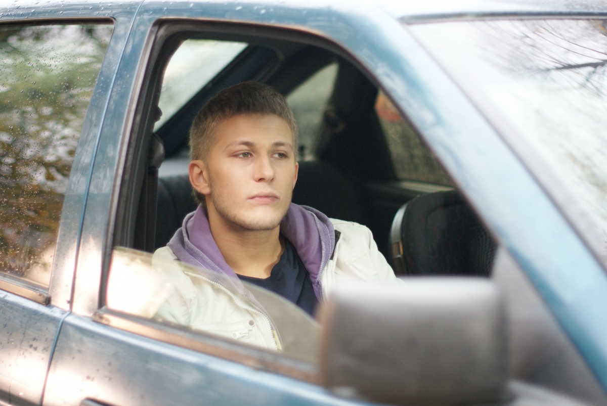 Иван и Толян (2012)