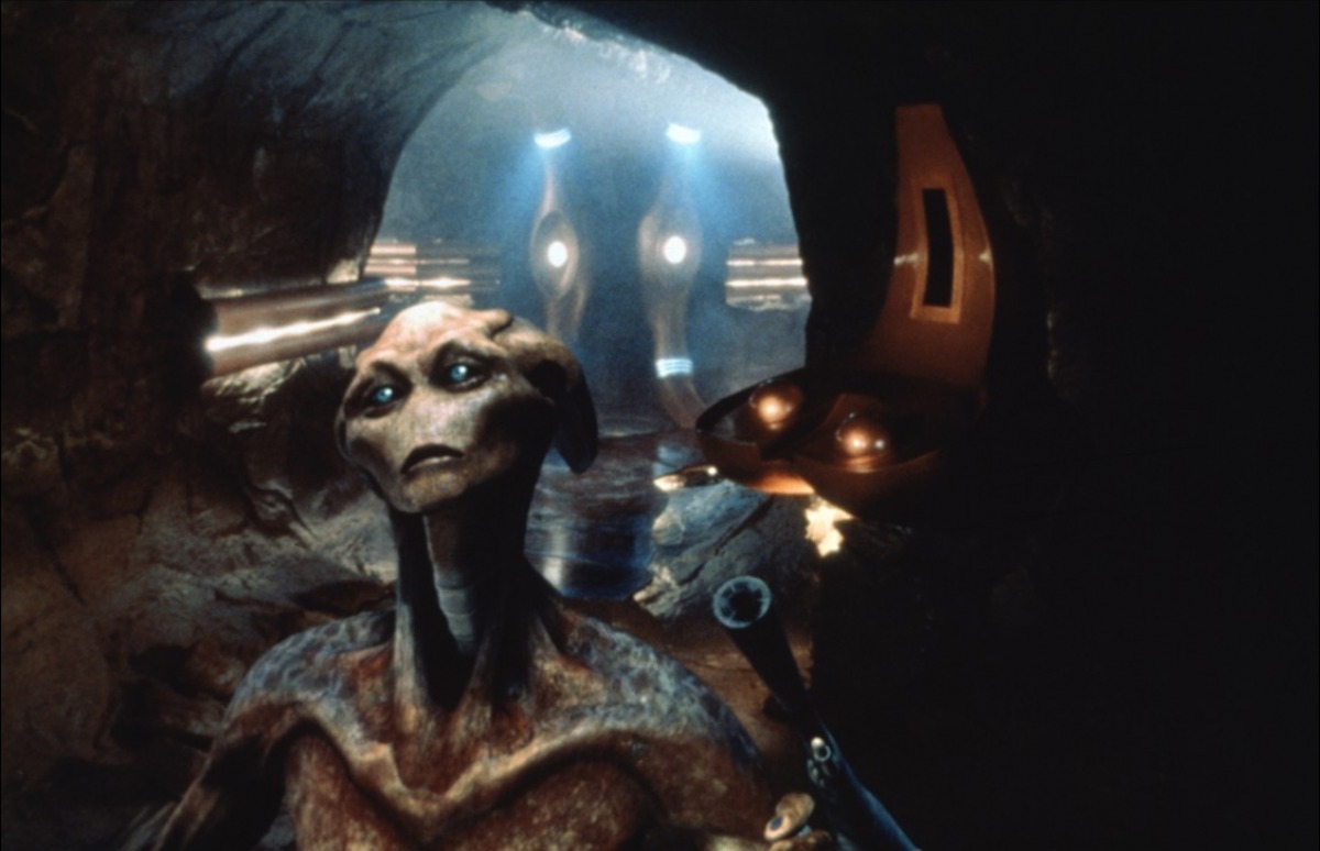 Прибытие (1996)