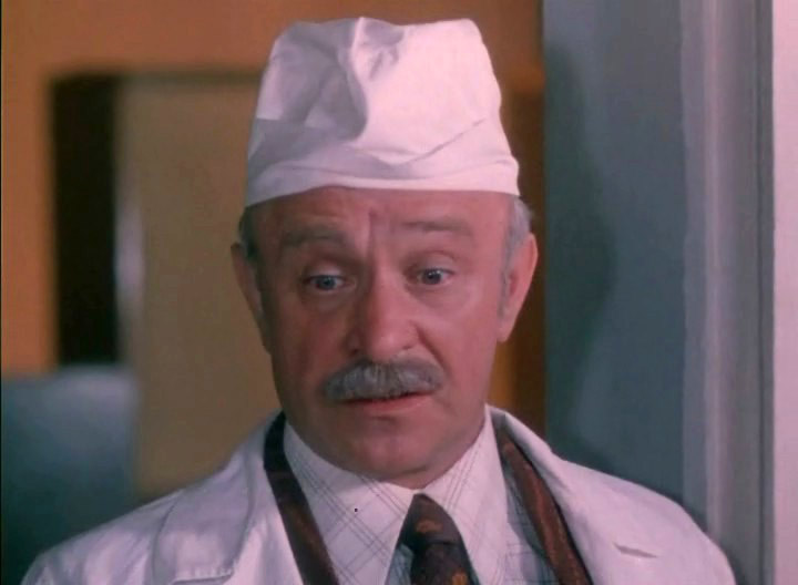 По улицам комод водили... (2009)