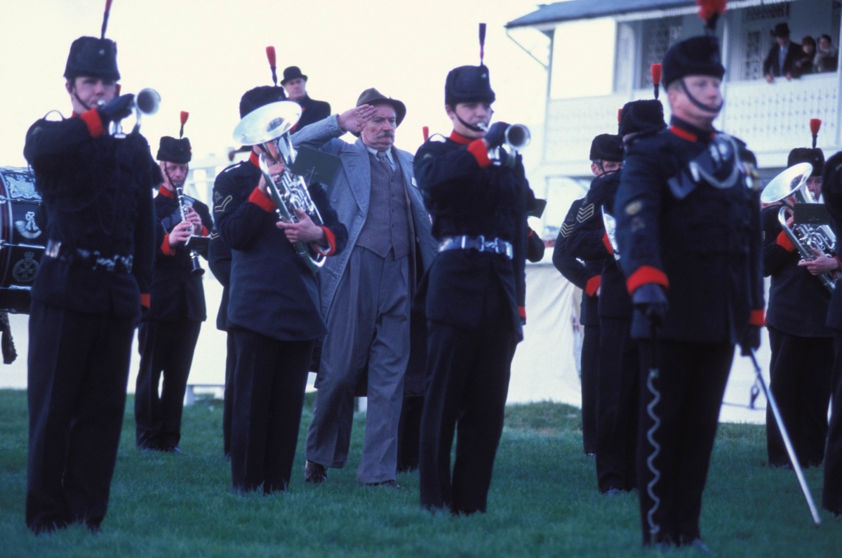 Золотая молодежь (2003)