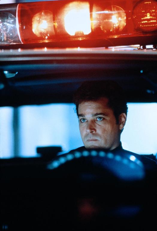 Незаконное вторжение (1992)