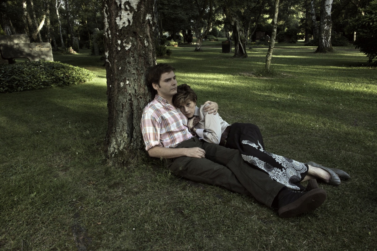 А давайте жить все вместе? (2011)