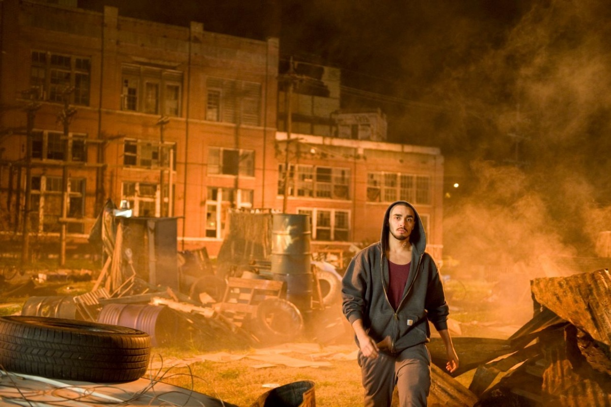 Гробовщик (2012)