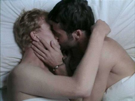 Спальни и прихожие (1998)