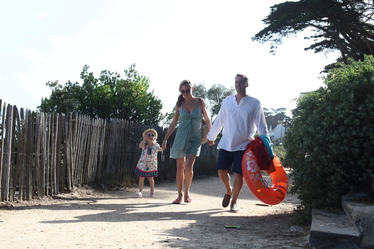 Море, солнце и никакого секса (2012)