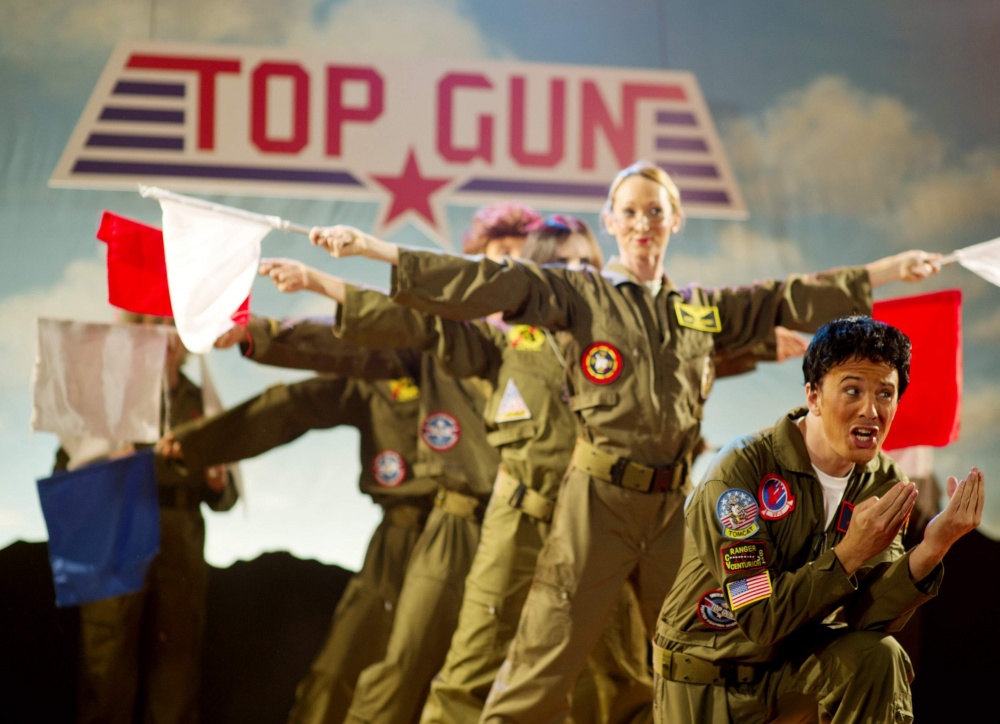 Как не стоит жить (2008)