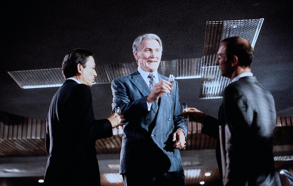 Танго и Кэш (1989)