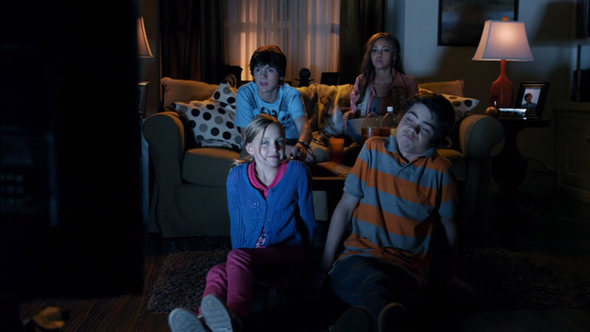 Моя няня - вампир (2011)