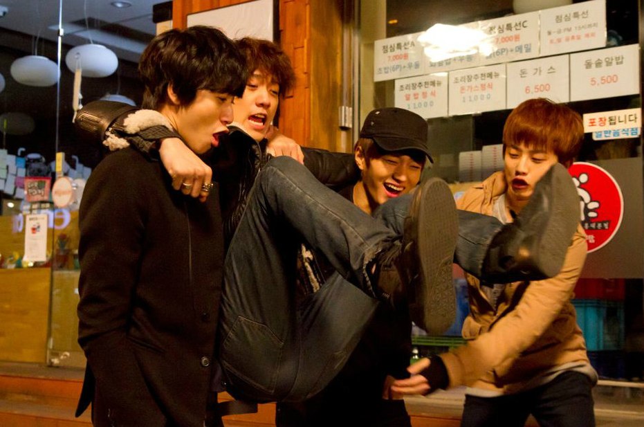 Заткнись и играй! (2012)