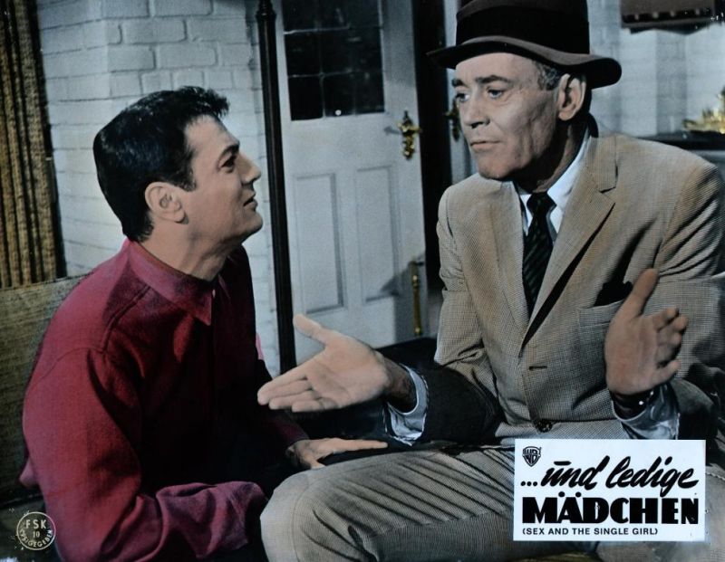 Секс и незамужняя девушка (1964)