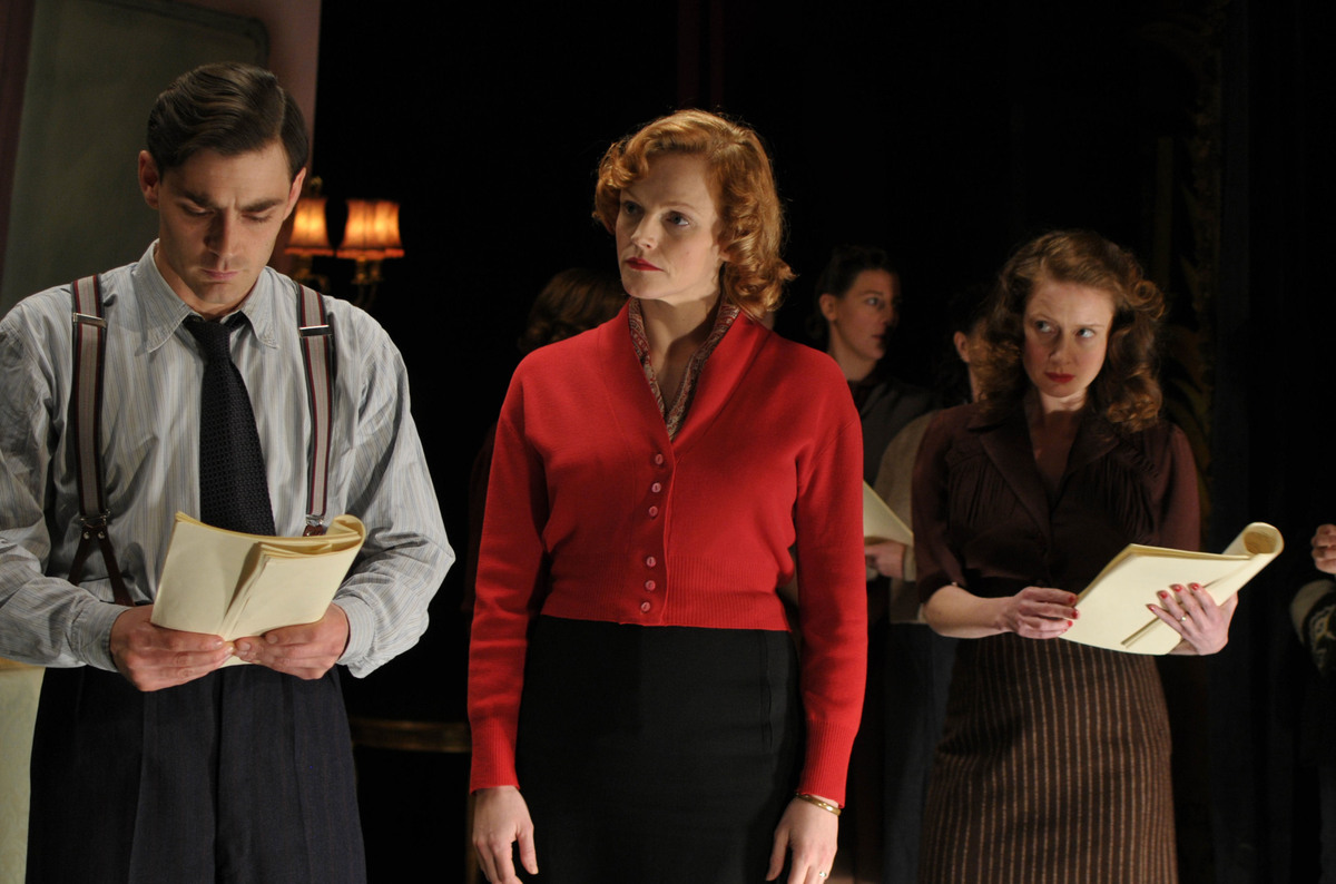 Комната наверху (2012)