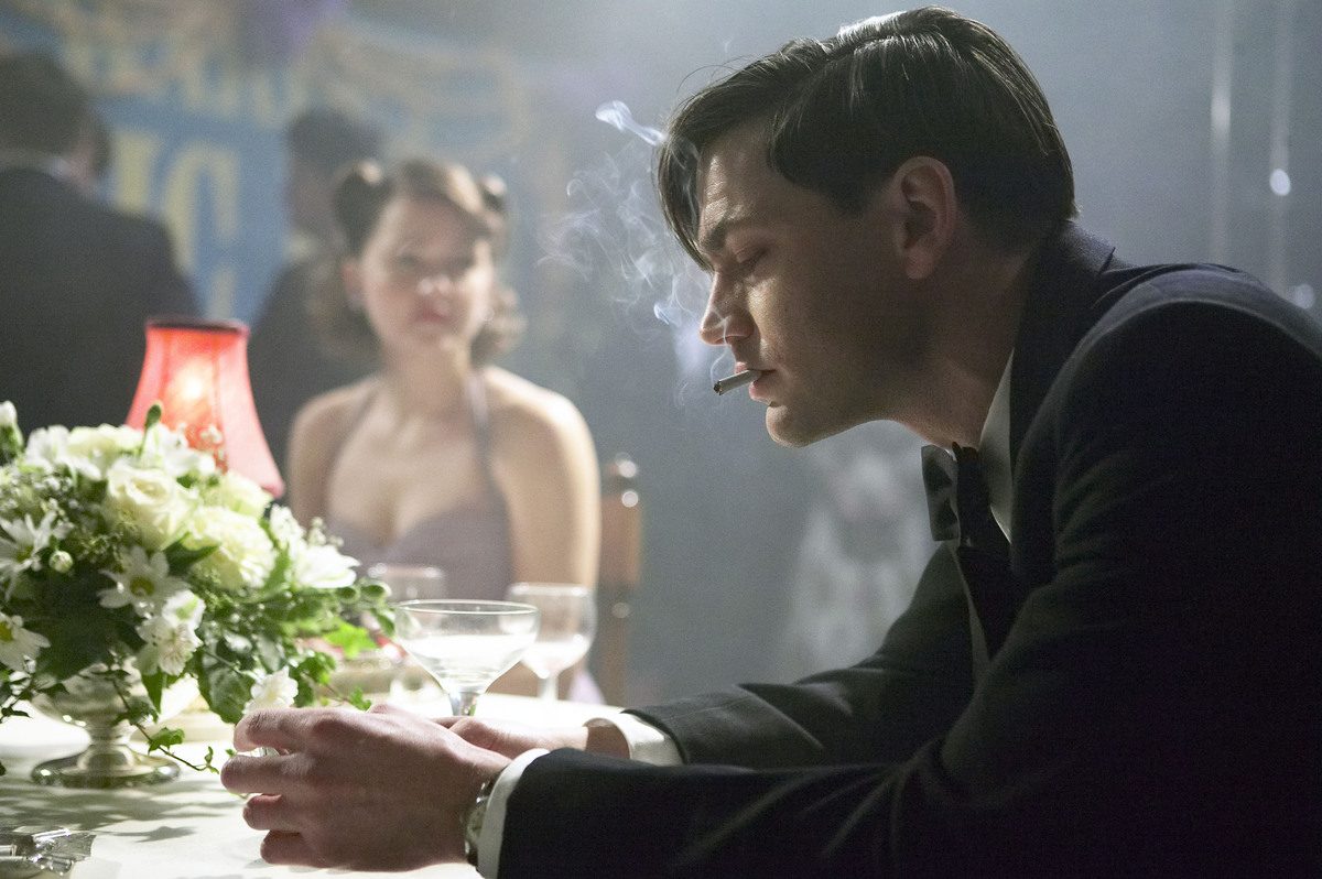 Комната наверху (2012)