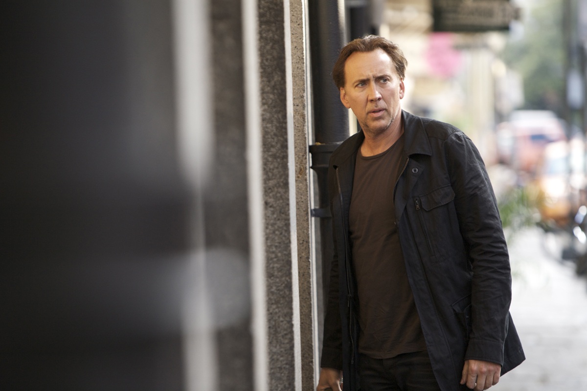 Медальон (2012)