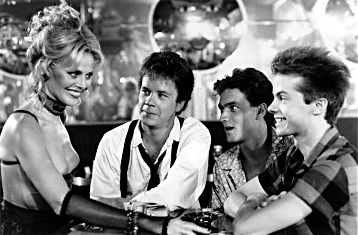 Студенческие каникулы (1985)