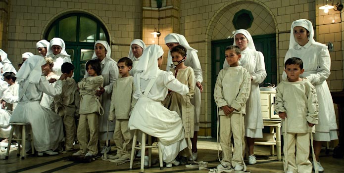 Нечувствительный (2012)