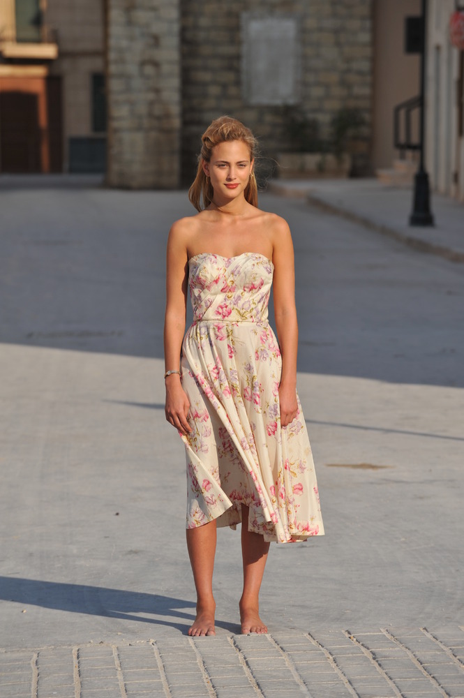 Это как день посреди ночи (2012)