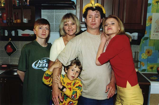 Дружная семейка (2003)