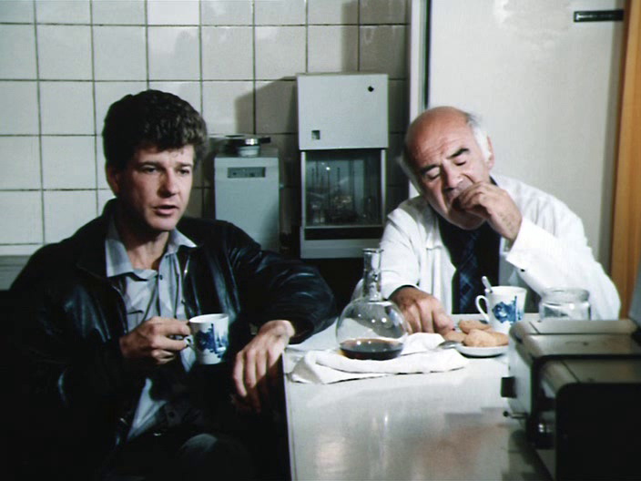 Вход в лабиринт (1990)