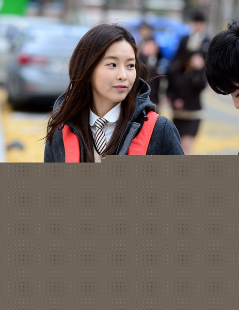 Хорошо воспитанная дочь (2013)