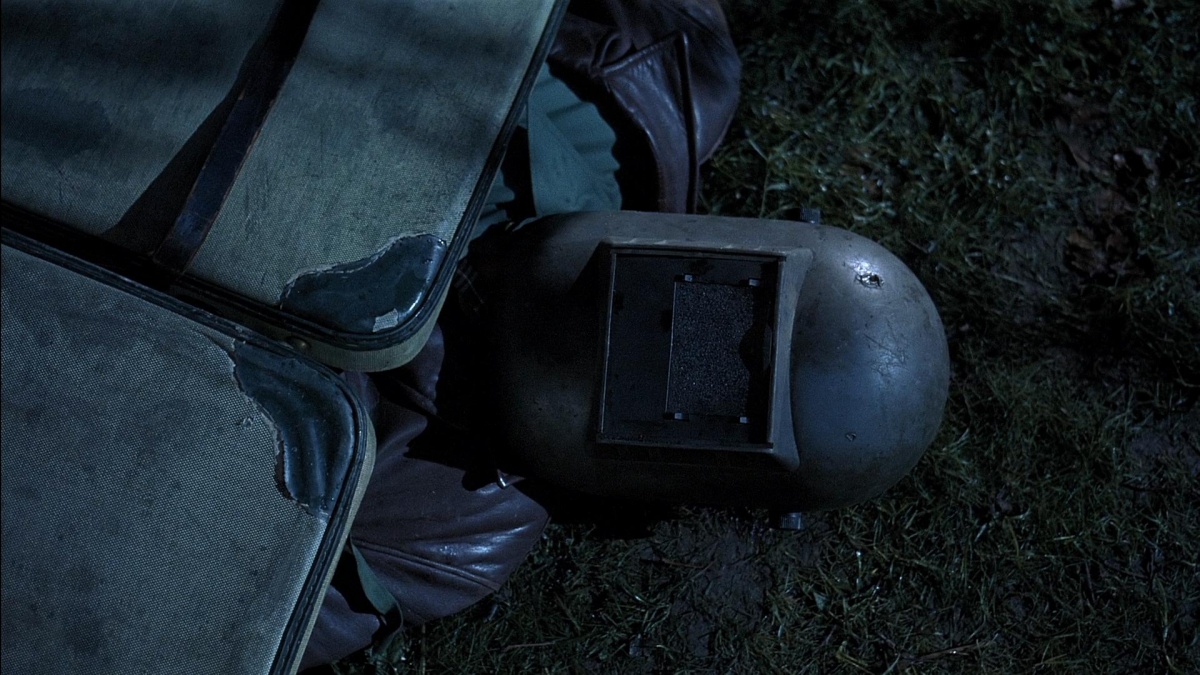 Человек без прошлого (2002)