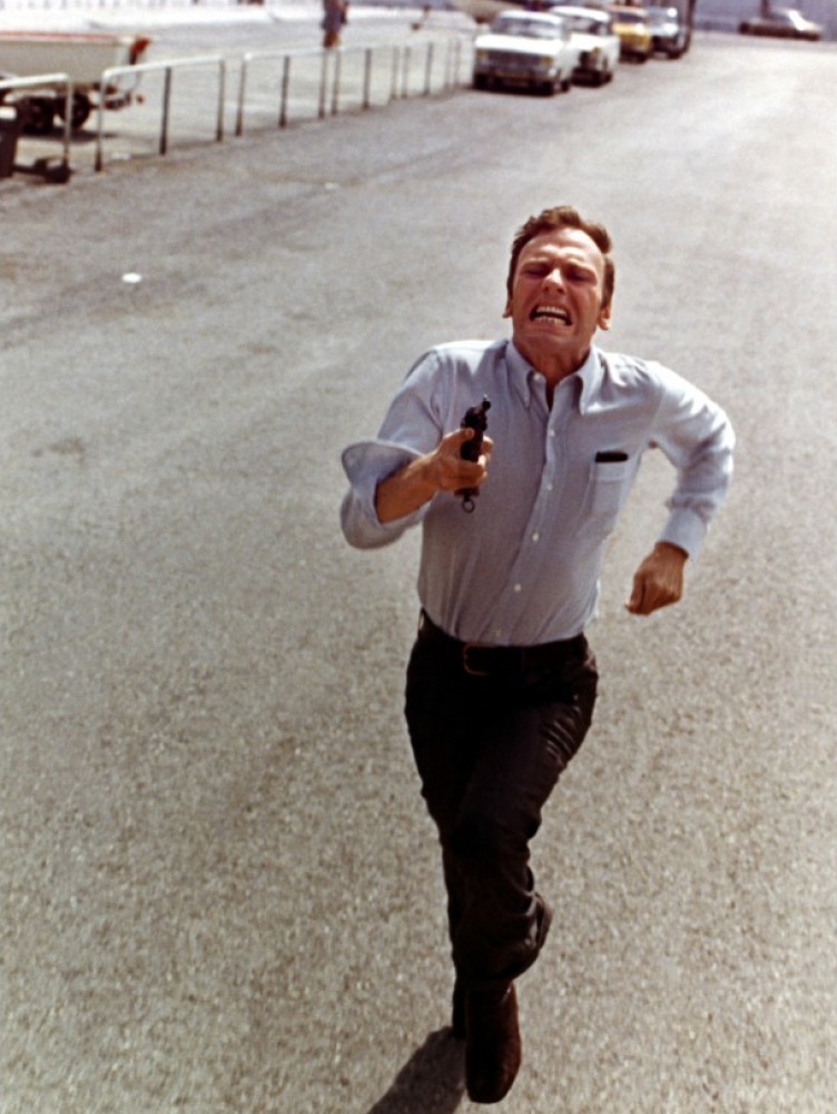 Без видимых причин (1971)