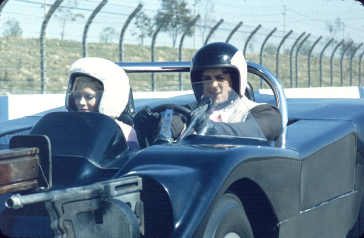 Смертельные гонки 2000 года (1975)