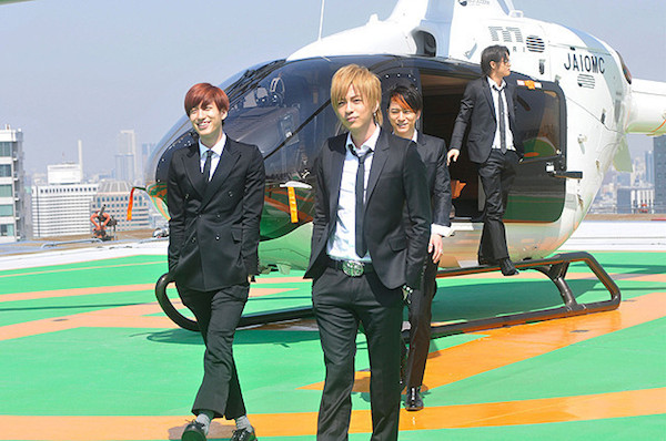 Она тоже любит ложь (2013)