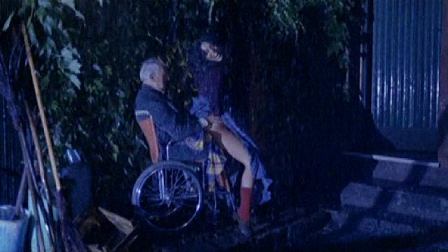 Монашка-убийца (1979)