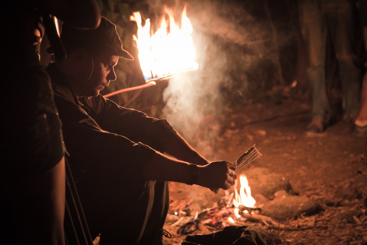 Чужая война (2015)