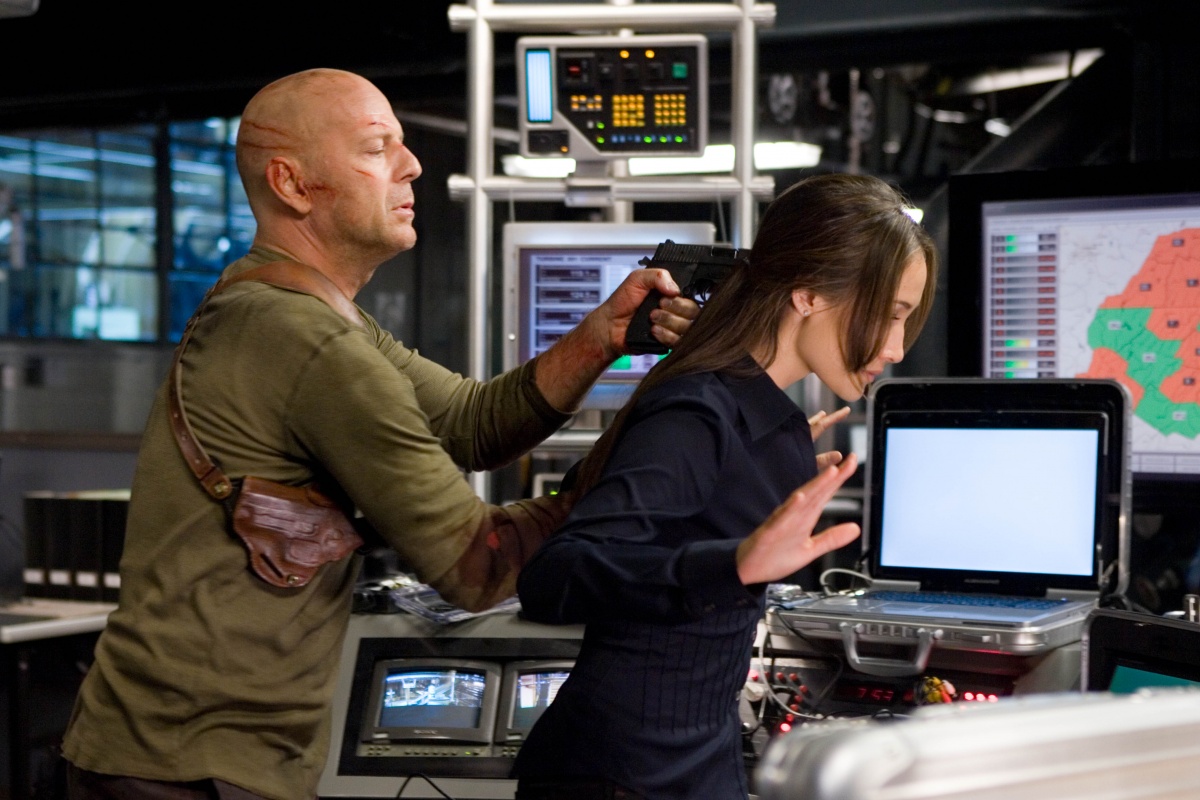 Крепкий орешек 4.0 (2007)