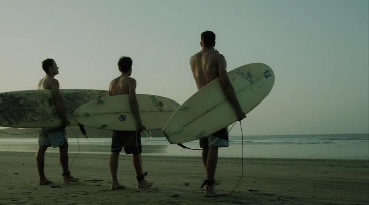 Местный (2014)