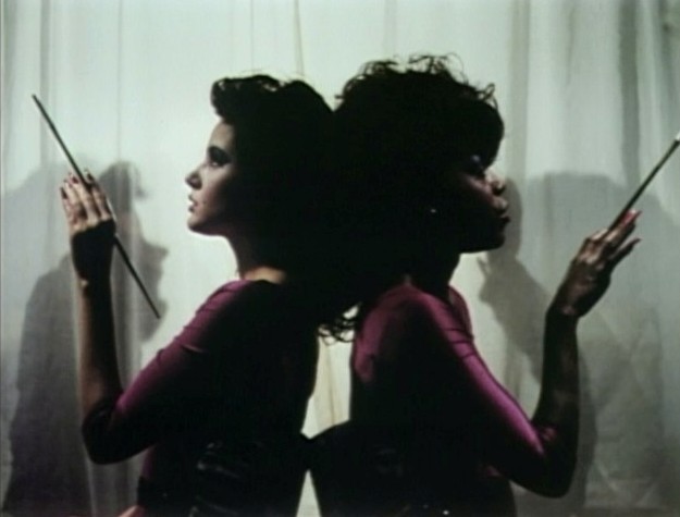 Кафе «Плоть» (1982)