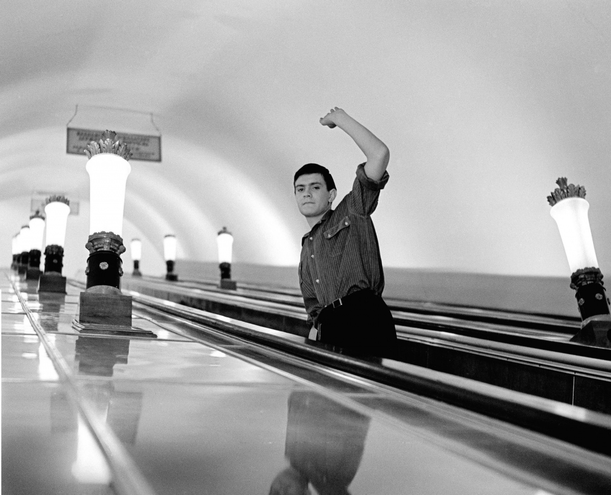 Я шагаю по Москве (1964)