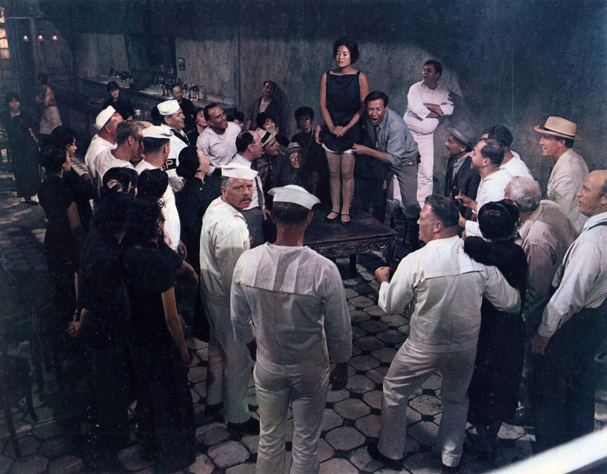 Песчаная галька (1966)