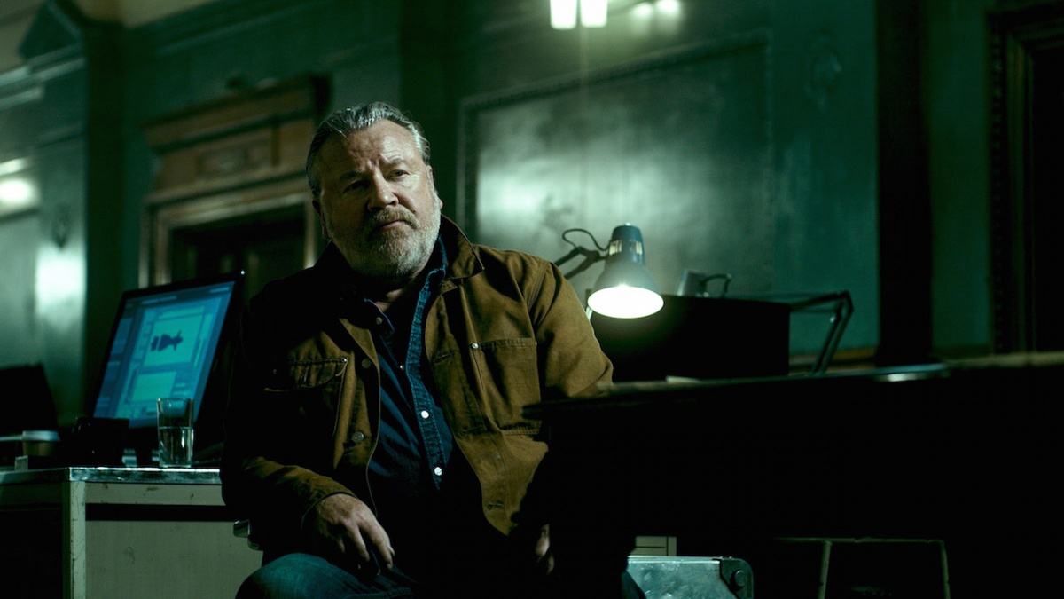 На гребне волны (2015)