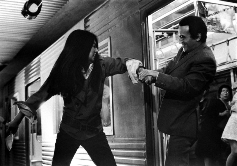 Скорпион: Клетка для зверя (1973)