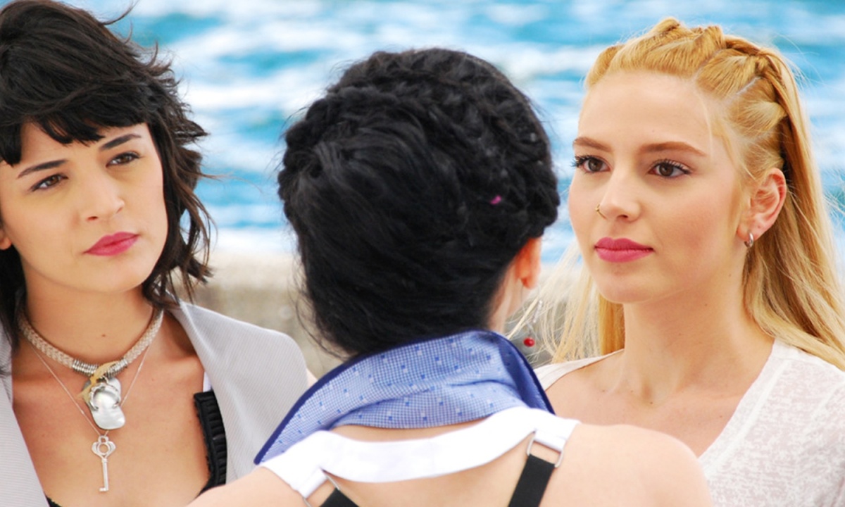 Маленькие тайны / Секреты Стамбула (2010)