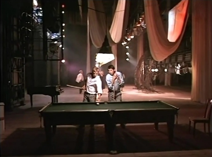 Наш человек в Сан-Ремо (1990)