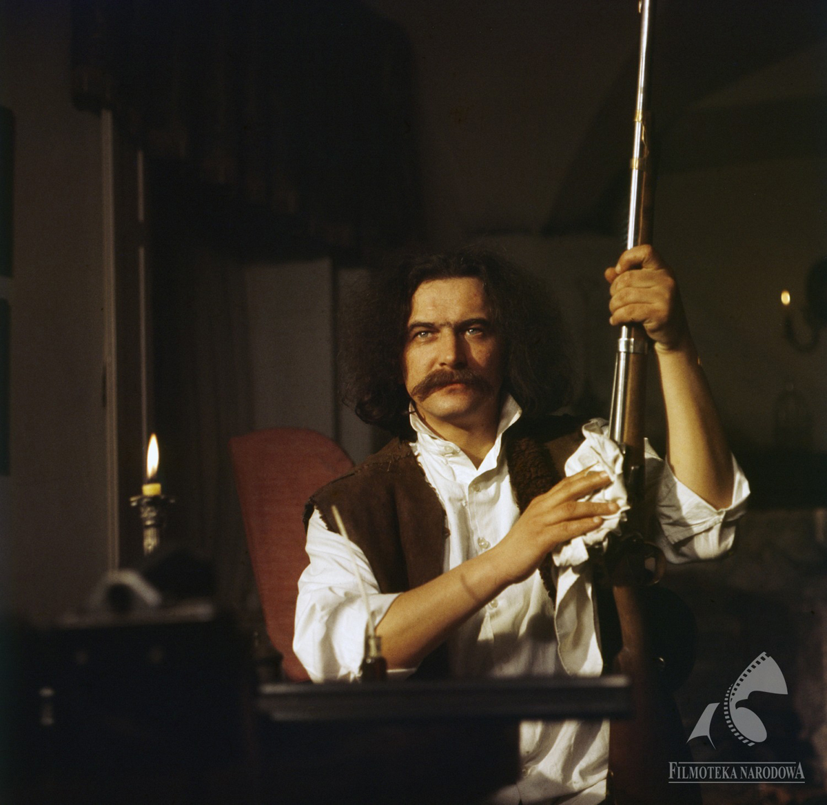 Волчица (1983)