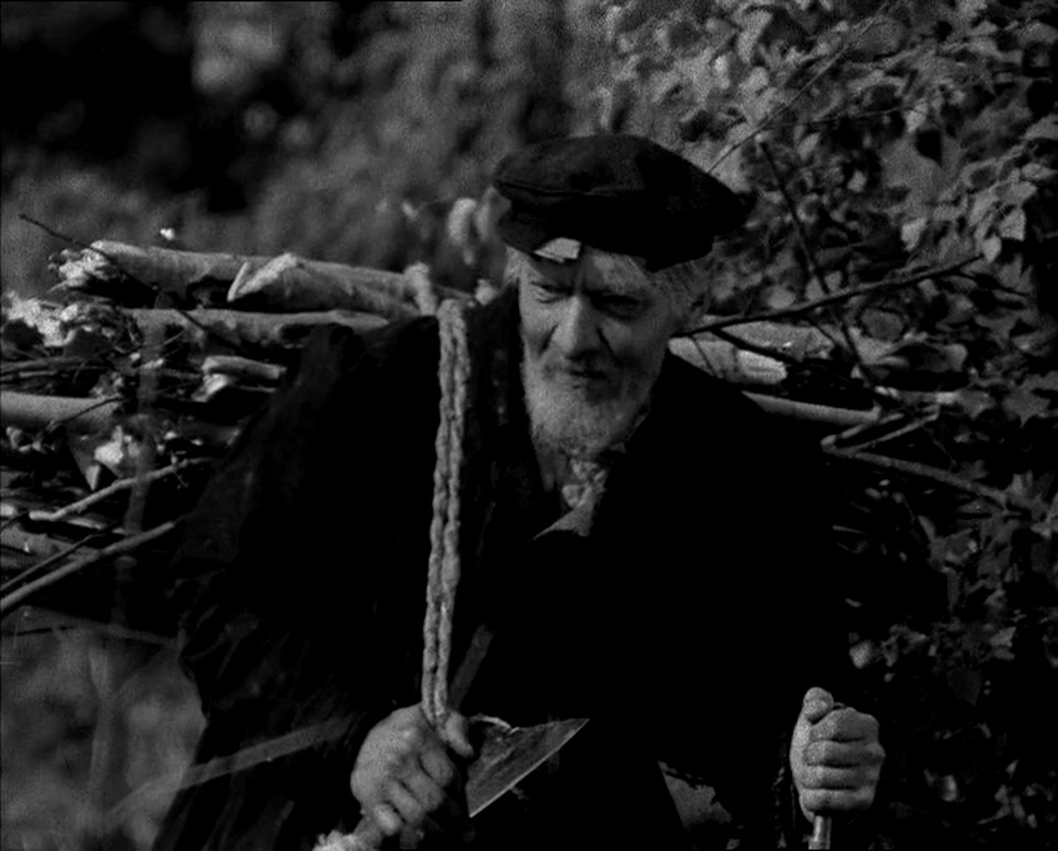 В людях (1939)