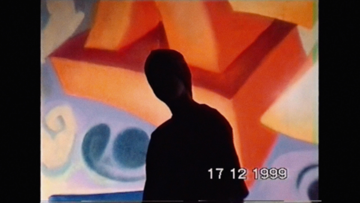 С закрытыми окнами (2019)