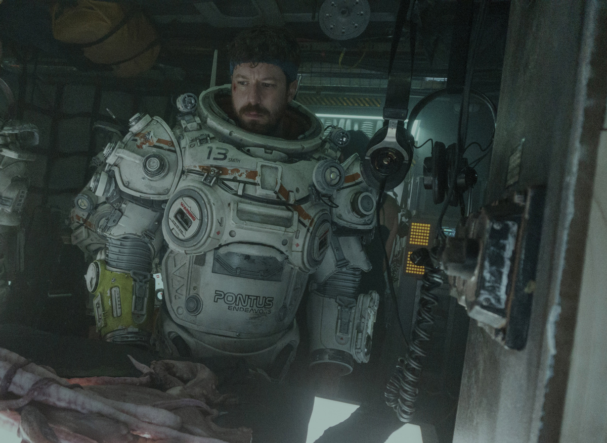 Под водой (2020)