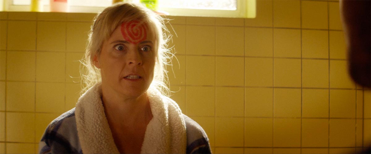 Загадочные самоубийства (2018)