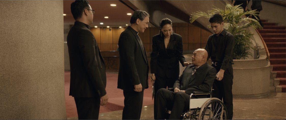 Круги меньше и меньше (2017)